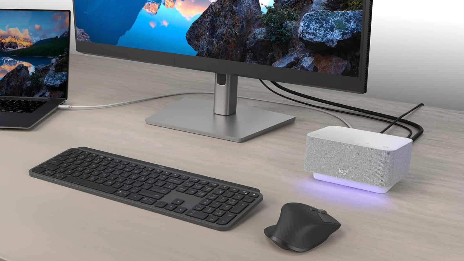 Logitech-Logi-Dock-setup